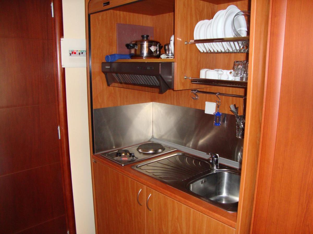 Captain Stavros Hotel 奈德里 外观 照片