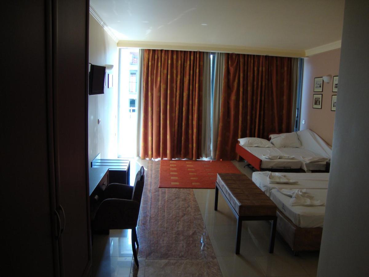 Captain Stavros Hotel 奈德里 外观 照片