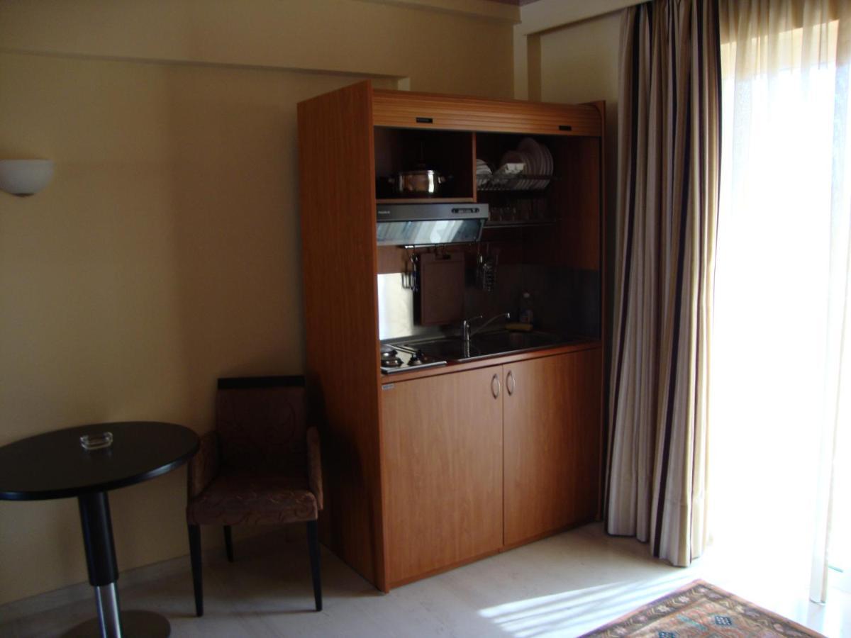 Captain Stavros Hotel 奈德里 外观 照片